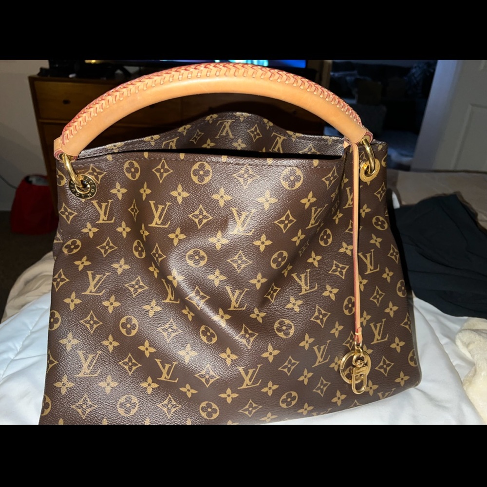 Louis Vuitton Artsy MM - Picture 7 of 15